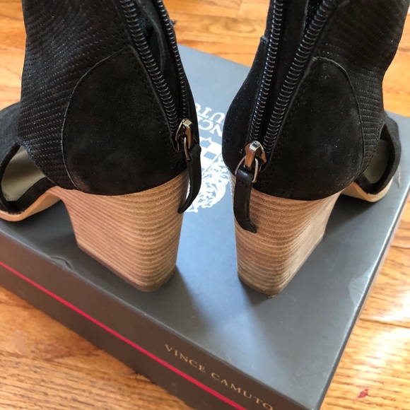 Vince Camuto open toed block heel - Picture 5 of 8